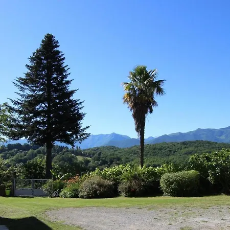 Du Bosc * Lys (Pyrenees-Atlantiques)