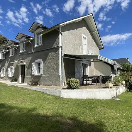 Du Bosc * Lys (Pyrenees-Atlantiques)